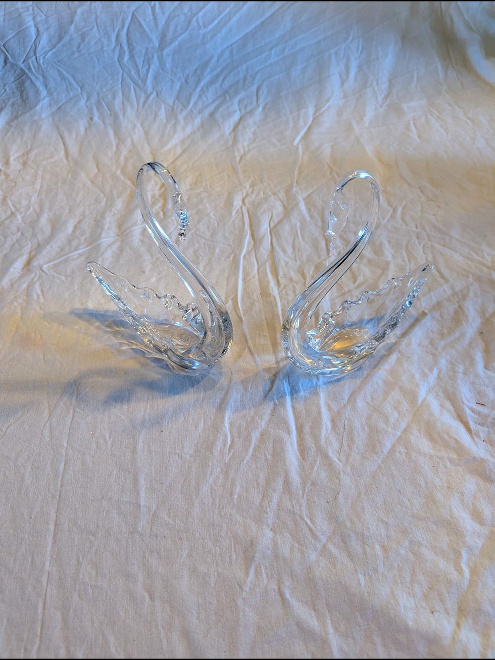 2/90$ Vintage Clear Glass Swan Figurines Set
